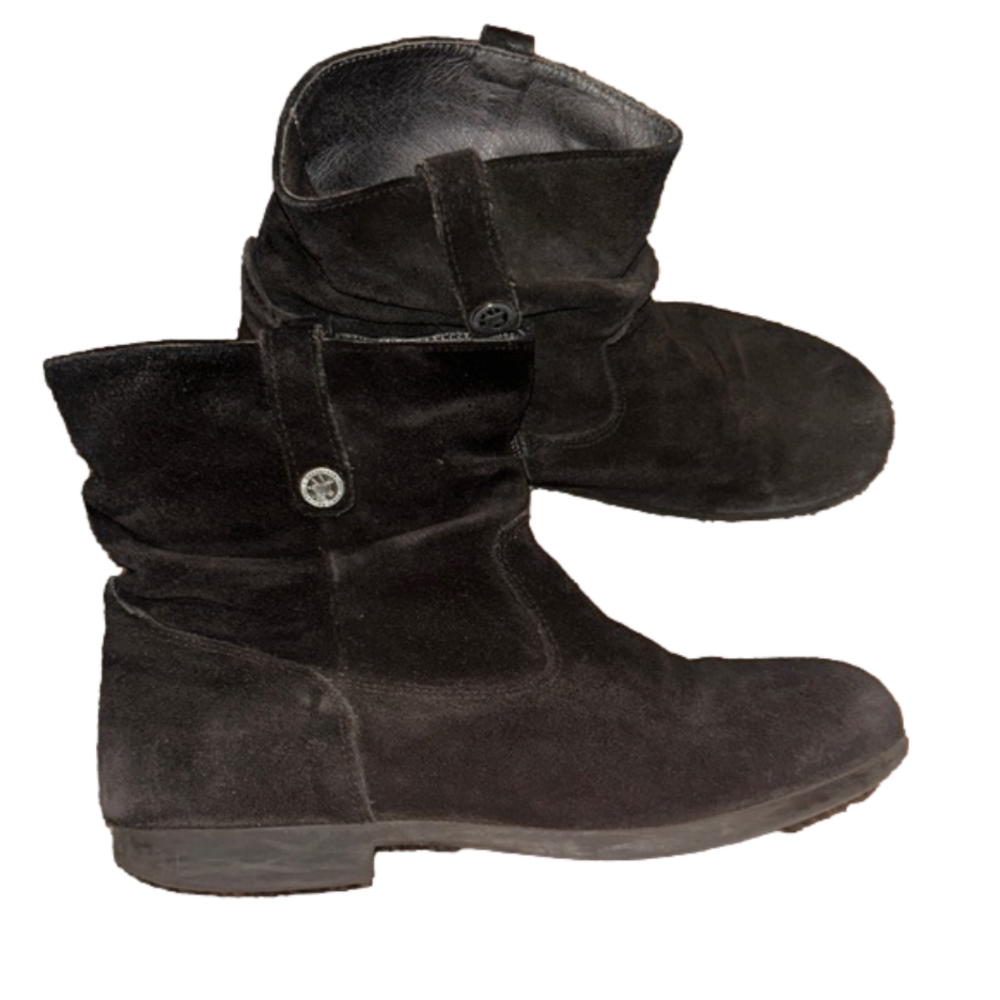 Birkenstock Women's Sarnia Waxed Suede Boot